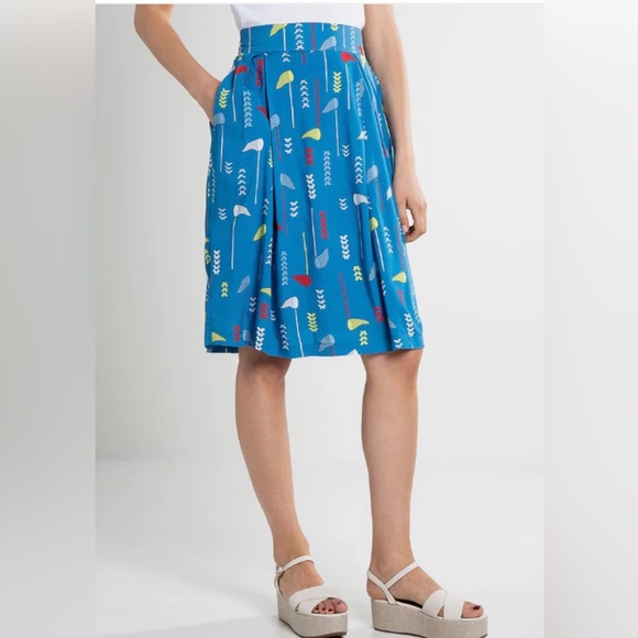 🦋 Modcloth Fever London Quirky Catch Blue Butterfly Skirt - Picture 2 of 16